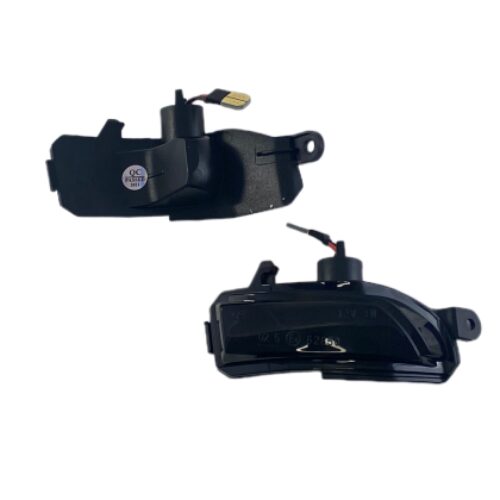 Диодни мигачи за странични огледала за Skoda Fabia (2014+), Rapid (2012+) / Seat Toledo (2012+) – опушени с бягащ мигач