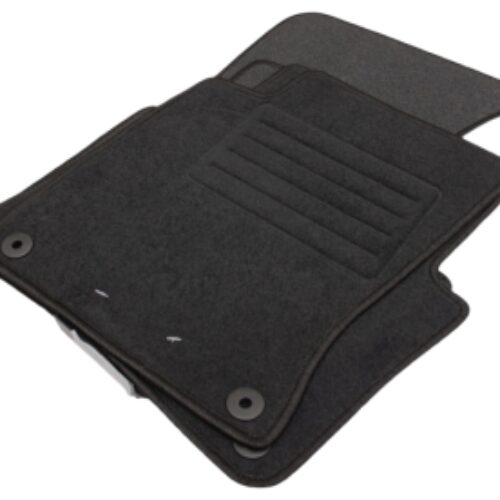 Мокетни стелки за Audi A8 къса база (2002-2010)