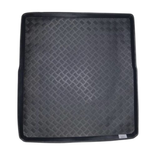 Стелка за багажник за VW Passat B8 (2014-2023) – Комби