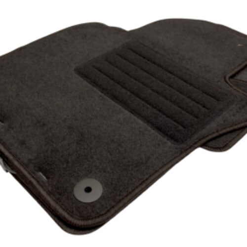 Мокетни стелки за Vw Golf 5 / 6 / Jetta (2005-2011) с кръгли щипки